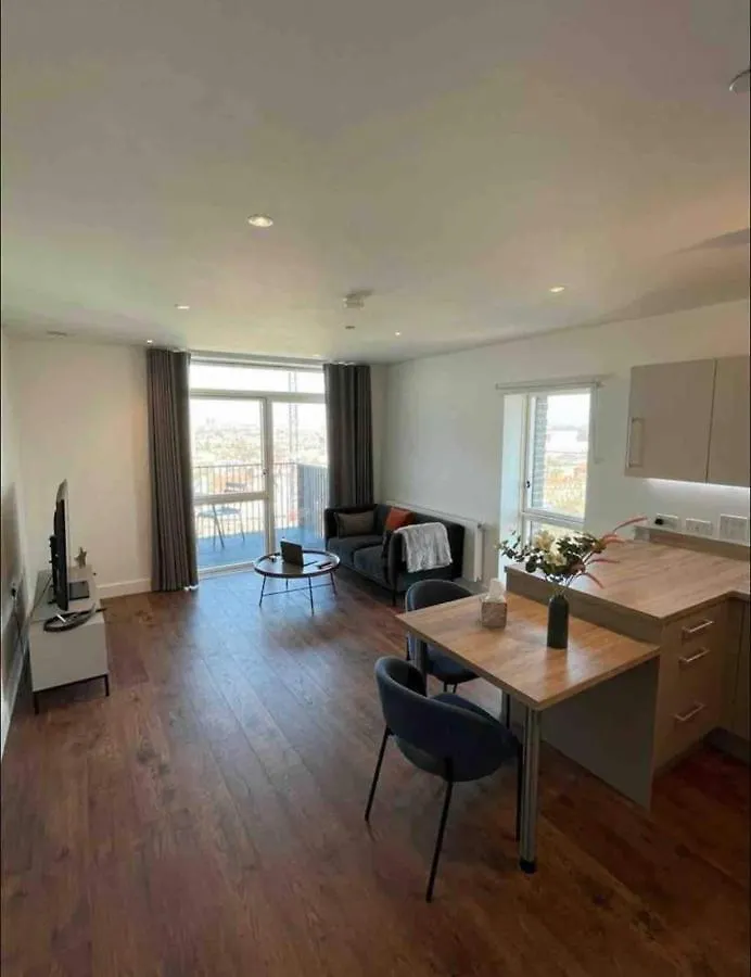 Modern New Airy 1 Bed Apartment London Cosy Stays Barking